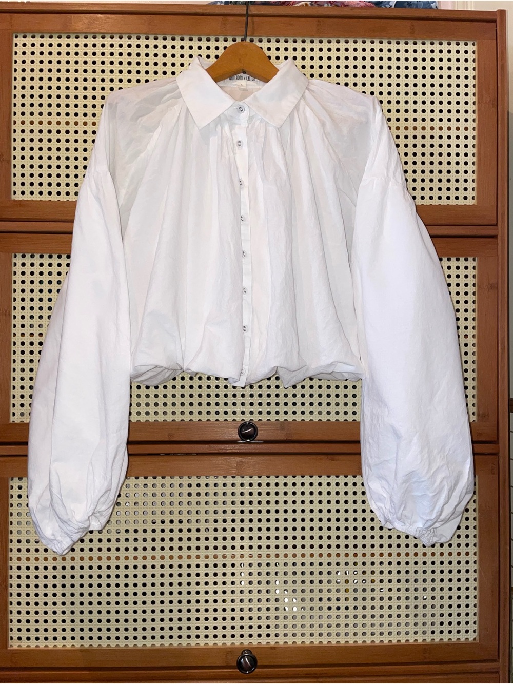 White Cotton Balloon Sleeve Crop Button-Up Bubble Blouse Sz M Perfect Condition